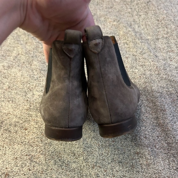Madewell Nico Taupe Gray Chelsea Suede Boot - Picture 5 of 10